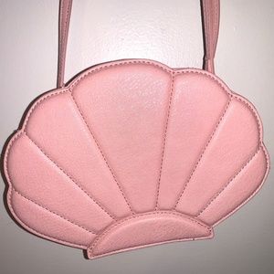 LC Lauren Conrad Seashell Crossbody Purse